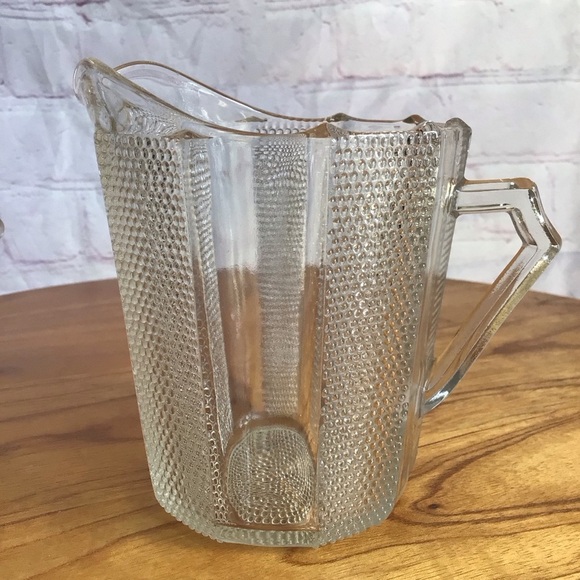 Vintage Jeanette Glass Dewdrop Sugar and Creamer Set - Picture 6 of 9